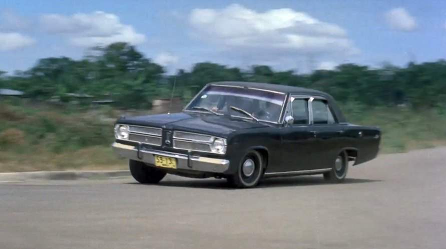 Plymouth Valiant Signet
