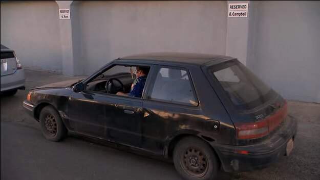 Mazda 323