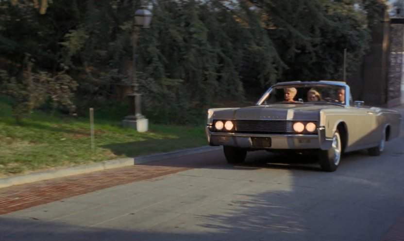 Lincoln Continental