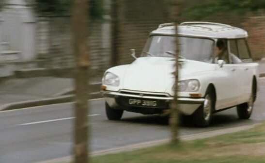 Citroën DS 21 Safari