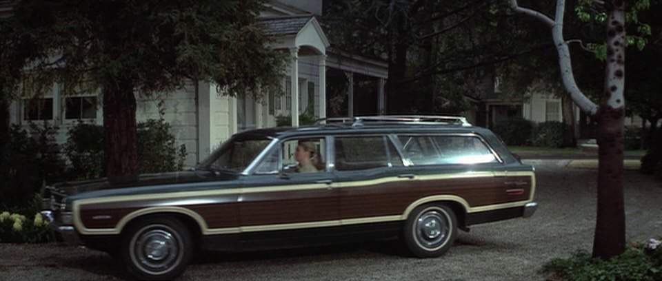 Ford Torino Squire