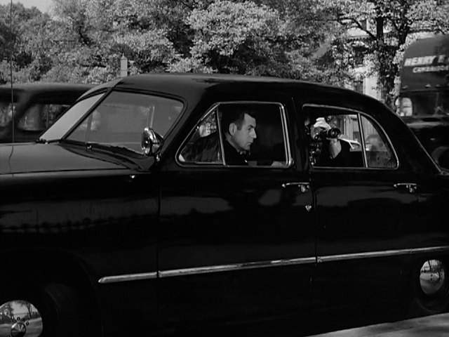 Ford De Luxe