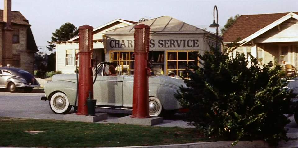 Chevrolet Fleetline Aerosedan