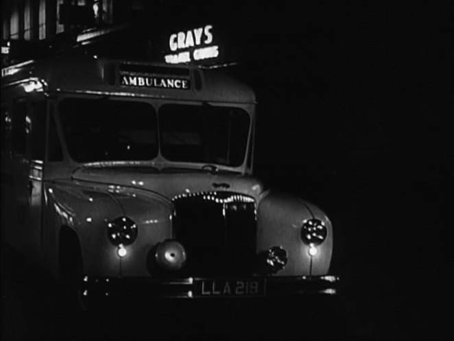 Daimler DC27 Ambulance
