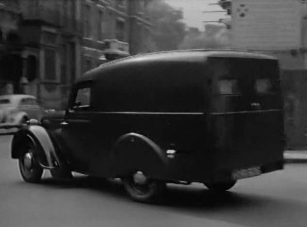 Austin Ten Van