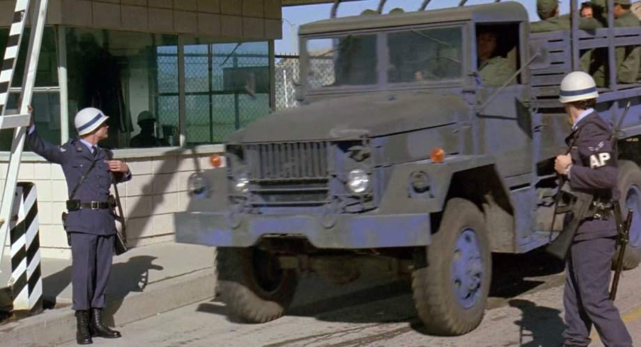 Reo M-35