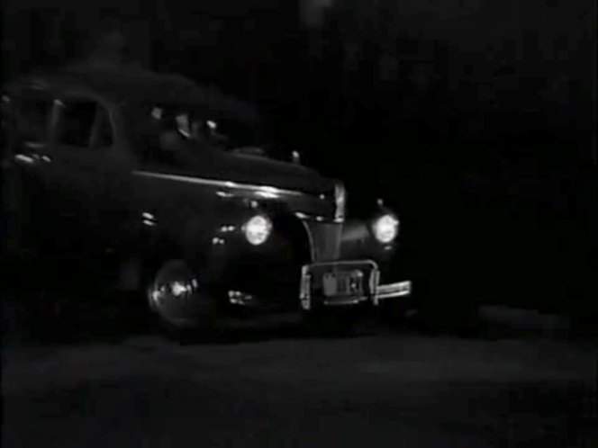 Ford De Luxe