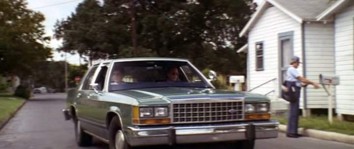 Ford LTD Crown Victoria