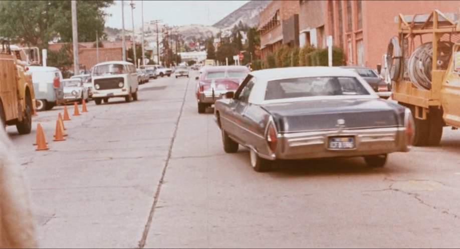 Cadillac Sedan DeVille
