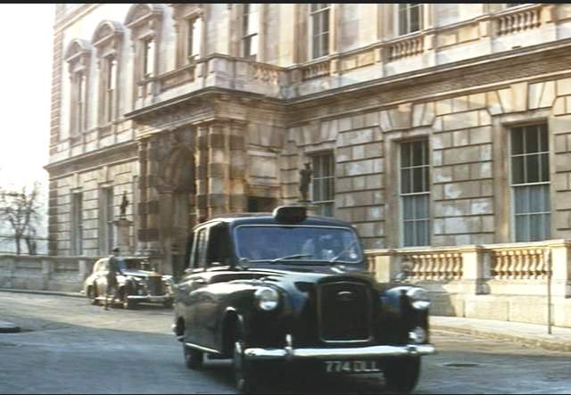 Austin FX4