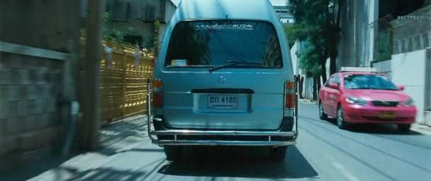 Toyota HiAce Commuter