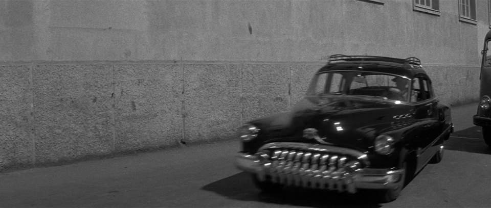 1950 Buick Super in Interpol