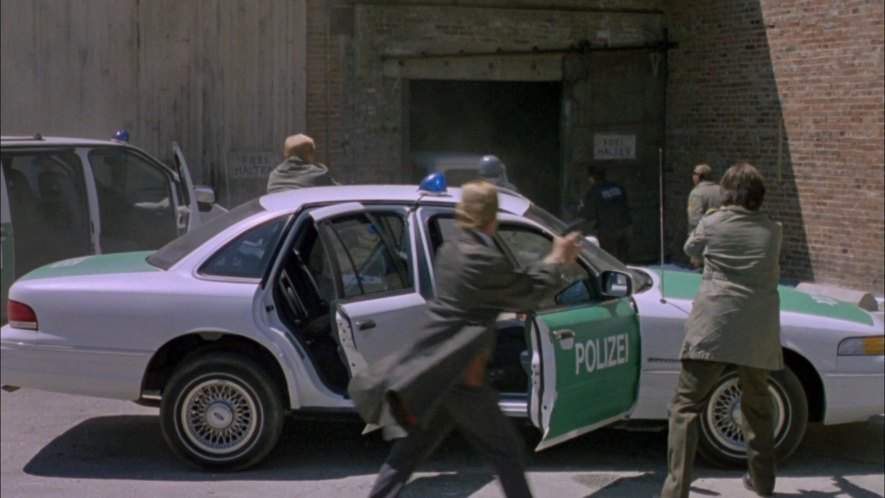 Ford Crown Victoria