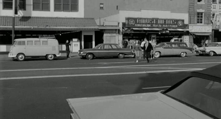 Volkswagen De Luxe Station Wagon T1