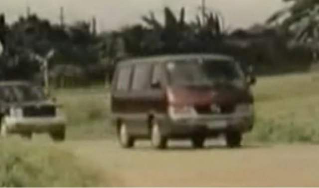 Mercedes-Benz MB 100