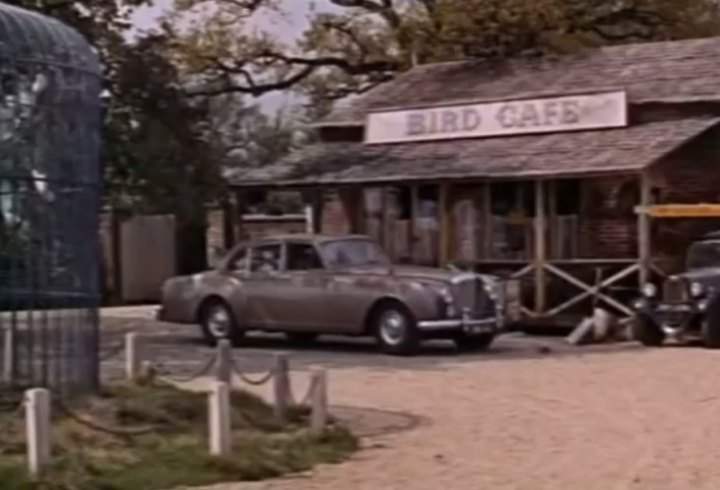 Bentley S2 Continental Flying Spur