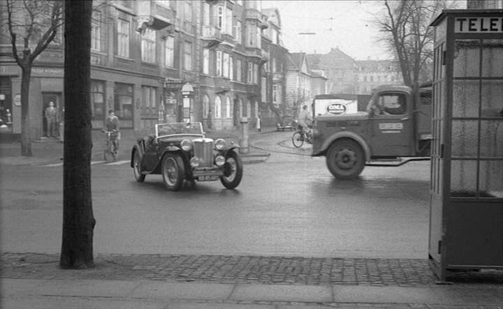 Bedford M-Type