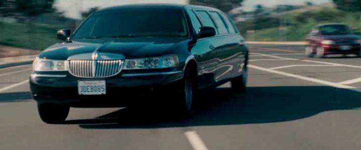 Lincoln Town Car Stretched Limousine