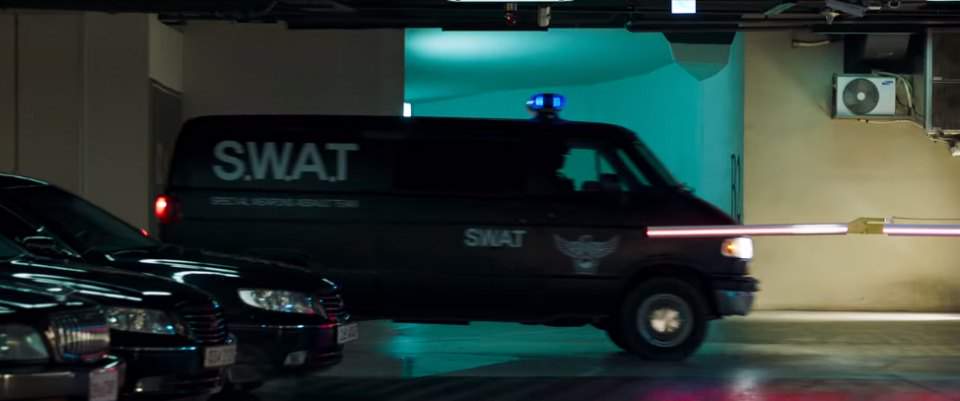 Dodge Ram Van
