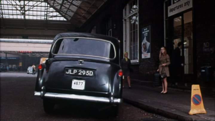 1966 Austin FX4 in Hoffman