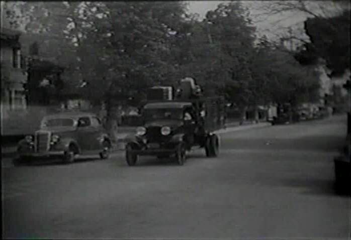 Ford V8 De Luxe