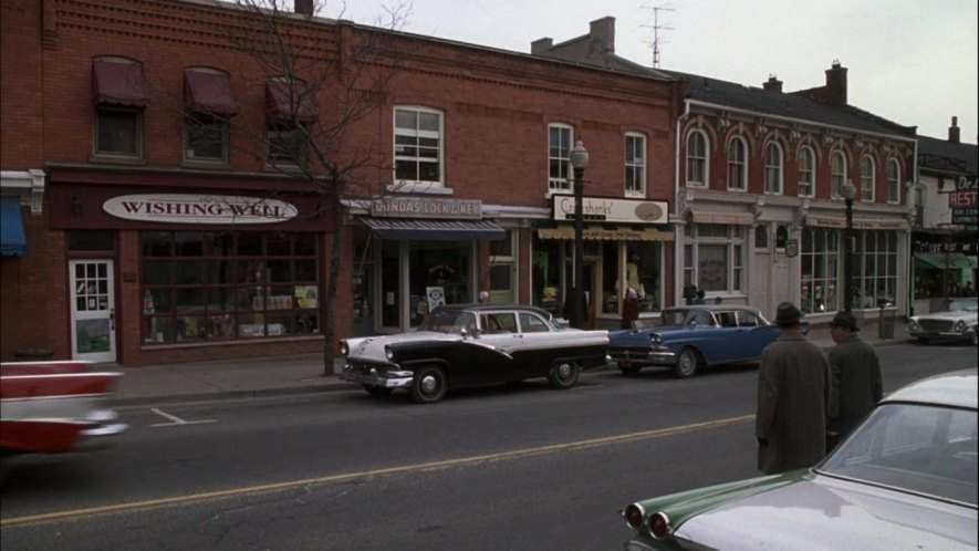Ford Fairlane