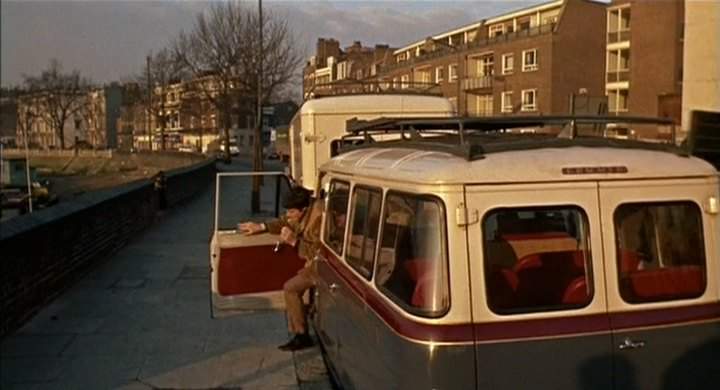 Commer 2500