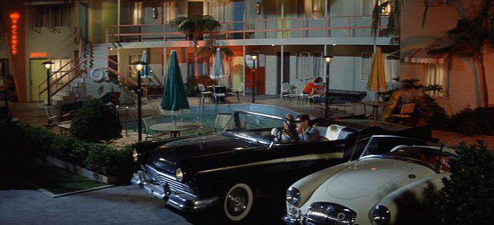 Ford Fairlane 500 Sunliner