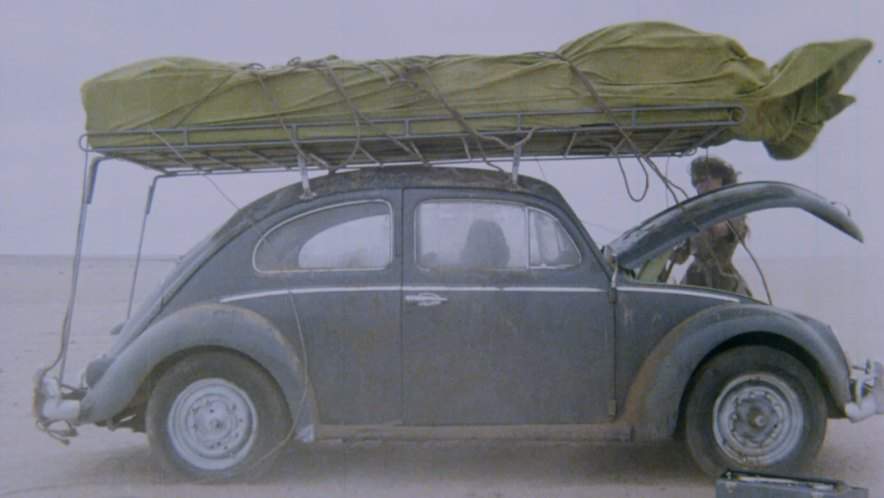 Volkswagen De Luxe Saloon