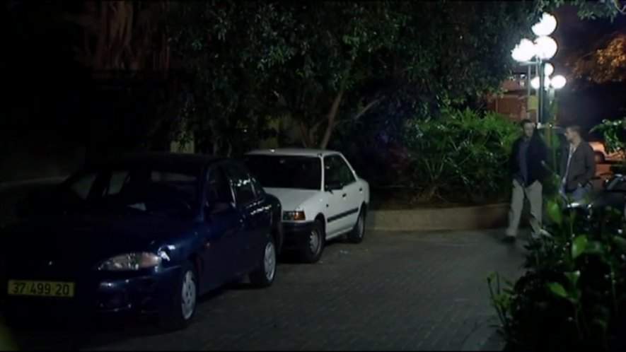 Mazda 323