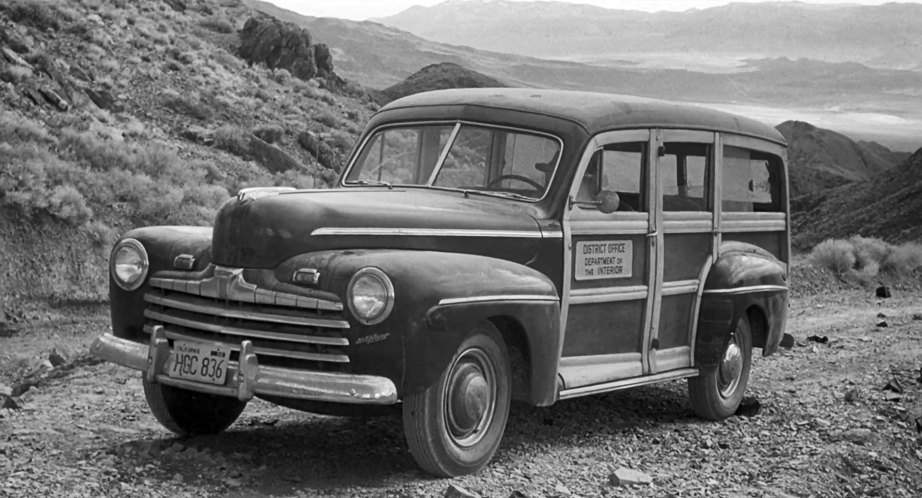 Ford Super De Luxe Station Wagon