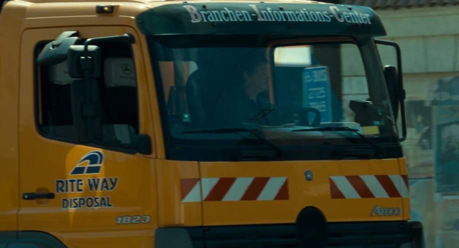 Mercedes-Benz Atego 1823