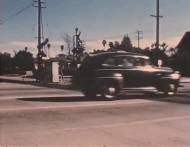 Ford De Luxe