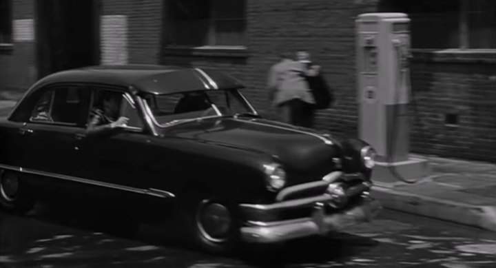 Ford Custom De Luxe
