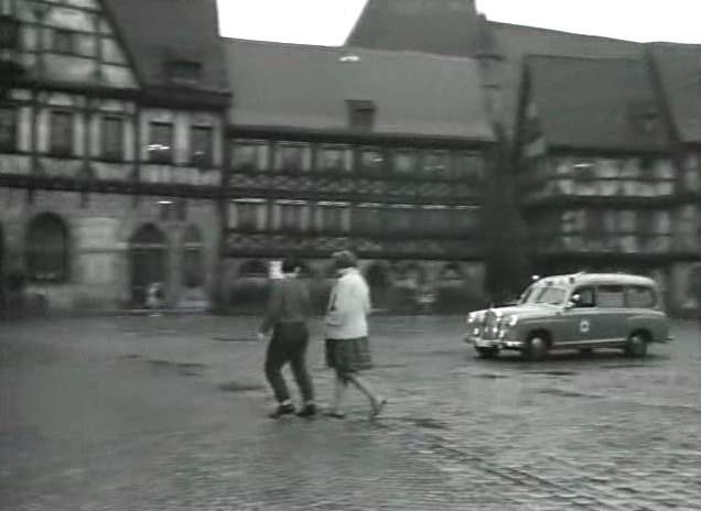 Mercedes-Benz 190 Ambulanz