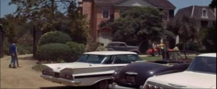 Plymouth Cranbrook
