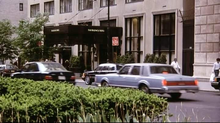 Lincoln Town Car