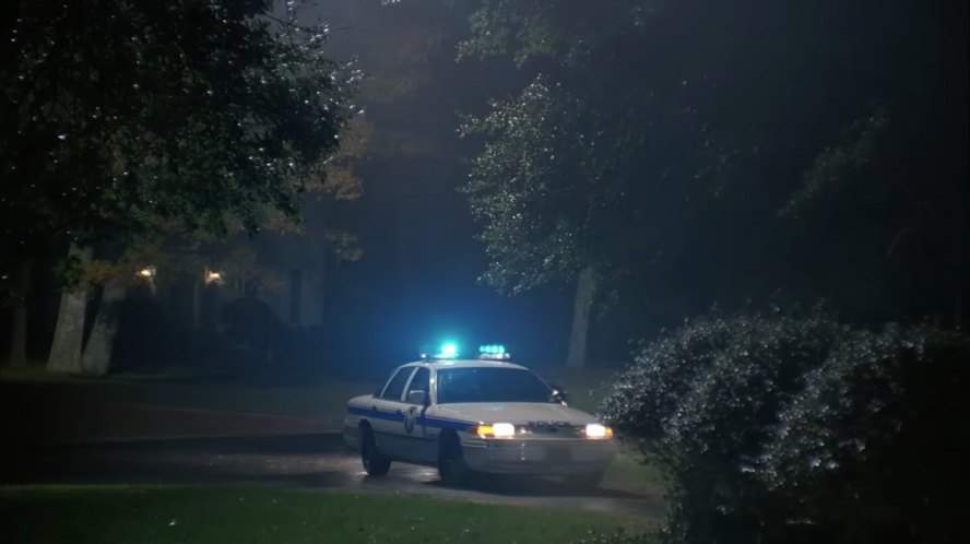 Ford Crown Victoria