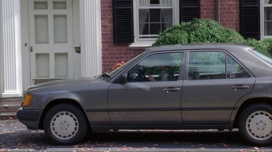 Mercedes-Benz 300 E