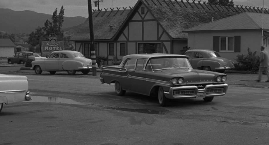 Chevrolet Styleline De Luxe
