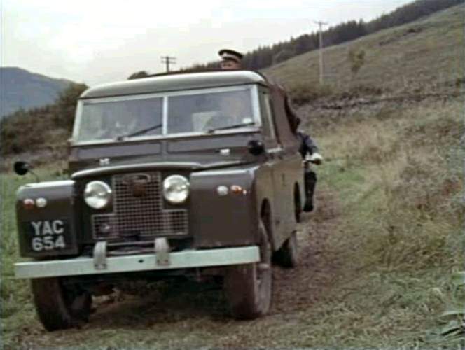Land-Rover 109'' Series II