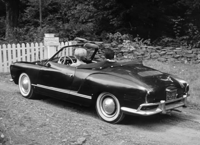 Volkswagen Karmann Ghia Convertible