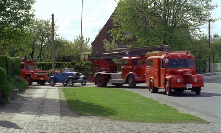 Commer Superpoise Q2 MkI