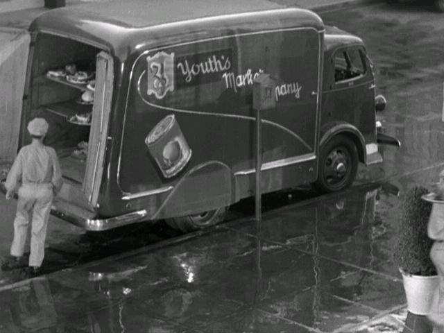 International Harvester D-300