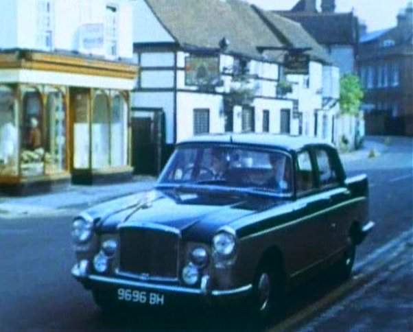 Vanden Plas Princess 3-Litre MkII
