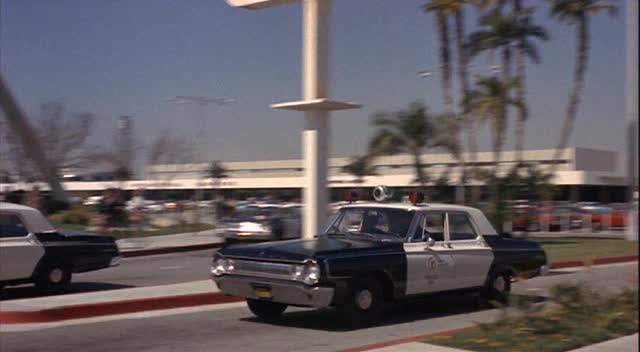 Dodge 330
