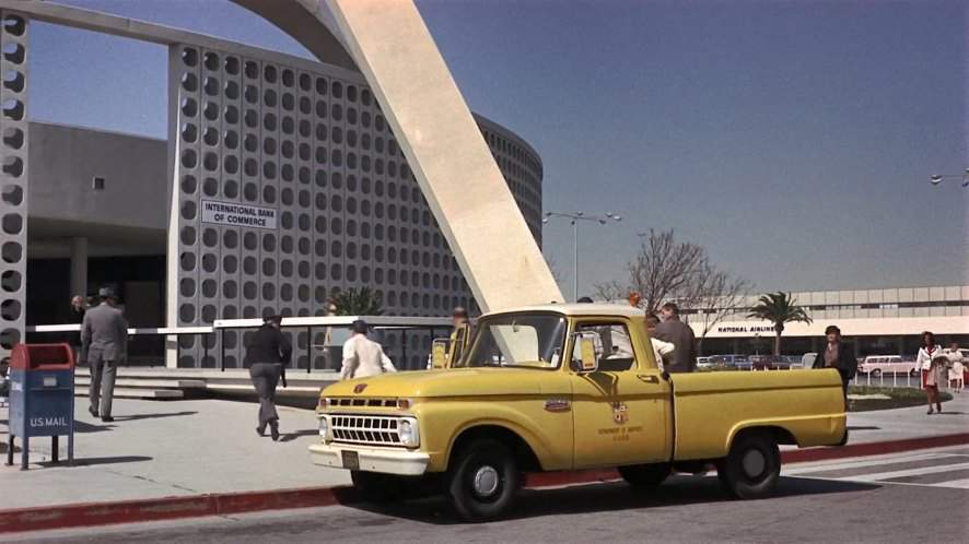Ford F-100