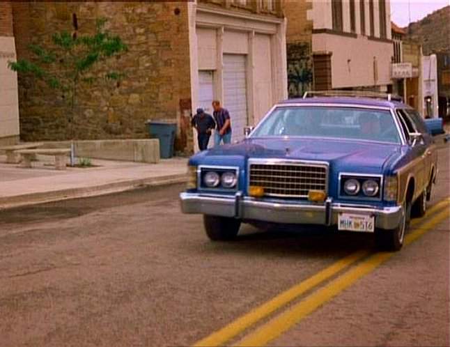 Ford LTD Country Squire