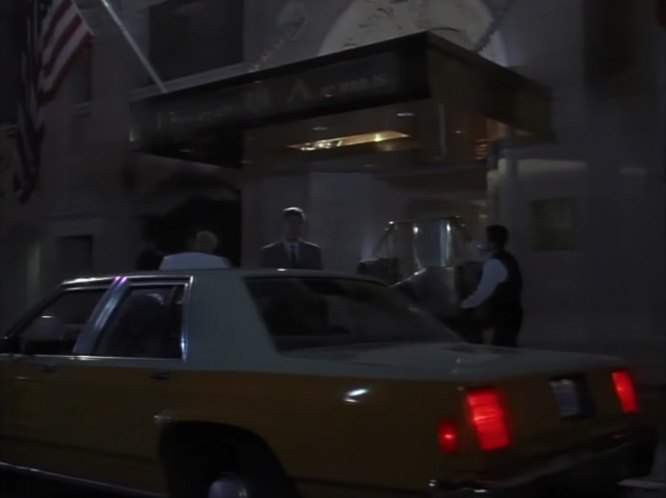 Ford LTD Crown Victoria