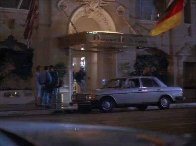 Mercedes-Benz 